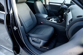 Volkswagen Touareg 3.0 V6 TDI BlueMotion - 10