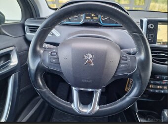 Peugeot 2008 1.2 PureTech 110 E6.2 Allure A/T - 10