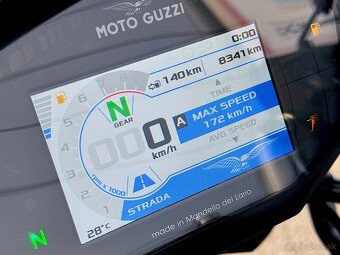 Moto Guzzi V85TT Guardia D’Onore – limitovaná edícia - 10
