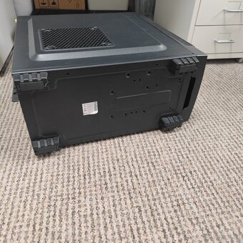 Evolve M1 mATX - 10