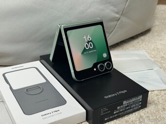 Samsung Z Flip6 - RAM 12GB / 256GB Mint - AKO NOVÝ - 10