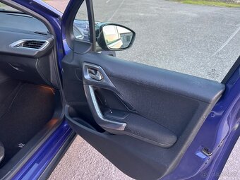 Peugeot 2008 Allure 1.6HDi , rv: 2014 - 10