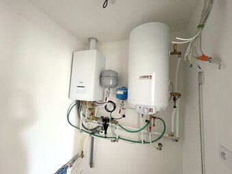 NOVOSTAVBA skoro. dokončená v obci Šišov poz.700m2 - 10