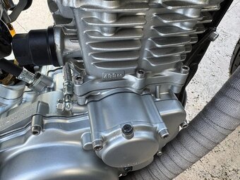 Yamaha SR500 - 10