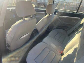 Škoda Octavia 1.9tdi 4x4 - 10