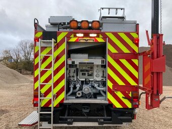 Predáme hasičský MAN 14.264, 4×4, - 10