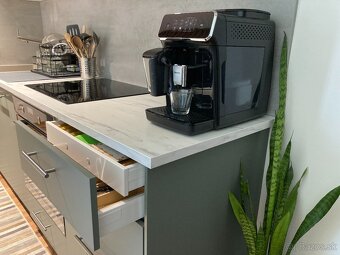 3 izbový byt, Trnkov, 75m², pivnica, kryté park. státie - 10