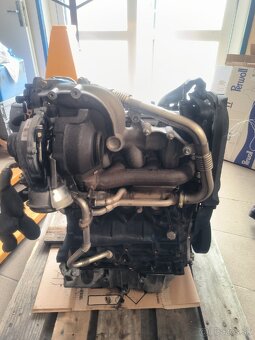 Komplet motor Suzuki Grand Vitara 1,9ddis F9Q - 10