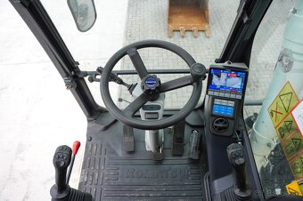 Kolový bagr KOMATSU PW148-11 - 10