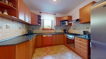 VILA MARKO, NOVÁ LESNÁ - 10