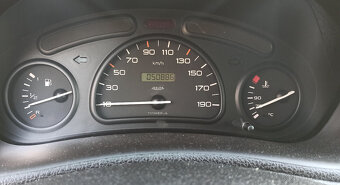 Peugeot 206 1100 - 10