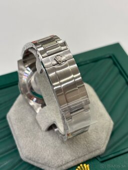 Rolex Submariner Date, HULK,  Nové, 41mm - 10