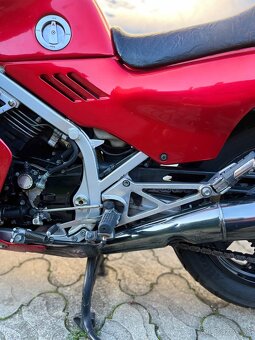 Honda vf 1000 f2 - 10