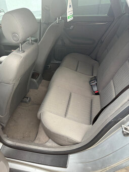 Audi A4 B6 1.9 TDI 96 KW - 10