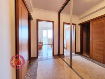 ZARIADENÝ 2 izbový BYT, SENEC - CENTRUM, pešia zóna, Lichner - 10