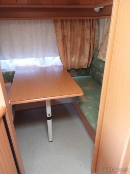 Karavan s papiermi - 10