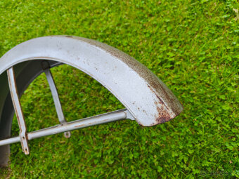 Přední blatník ČZ 175/477, 125/476 - ULOŽENKA - 10