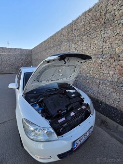 Škoda Octavia 2 facelift 1.6 TDI (77kw) - 10
