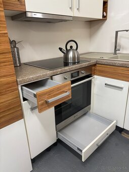 Kuchyňa MELODI v dvoch farbách - 10