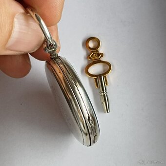 Starožitné STŘÍBRNÉ kapesní hodinky na klíček - klíčovky - 10