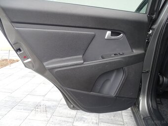 Kia Sportage 2.0 CRDi - 10