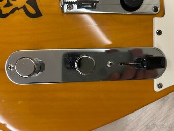 Squier Telecaster - 10