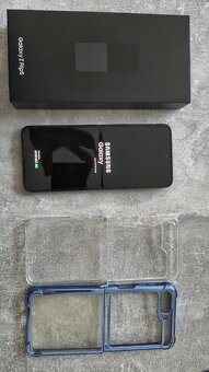 Samsung Galaxy Z Flip 5  512 GB - 10