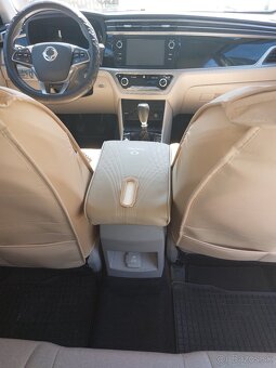 SsangYong Korando 1.5 Turbo GDI (146 kW / 198 PS) - 10