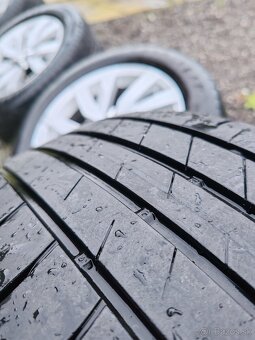VW Aragon 5x112 R16 215/60 disky - 10