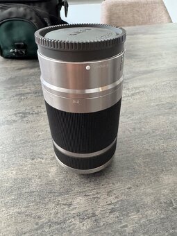 Sony A6000 + (16–50mm a 55–210mm), púzdro LowePro - 10