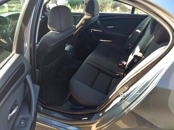 BMW 523i E60 6st. automat - 10