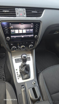 Škoda Octavia Combi 1.4 TSI G-Tec Ambition DSG - 10