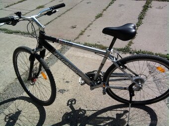 Predam crossovy bicykel znacky Pegasus Solero - 10
