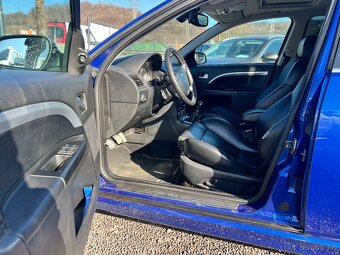Ford Mondeo ST220 - 10