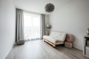 Na predaj luxusný komplet zariadený 3-izbový byt – Fončorda - 10