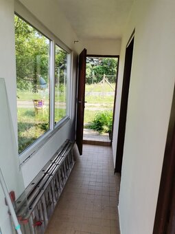 Chatka s vlastným pozemkom - 10