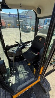 JCB 19C-1 - 10