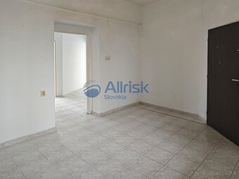 Prenájom komerčných priestorov na Zelenečskej 1, Trnava – op - 10