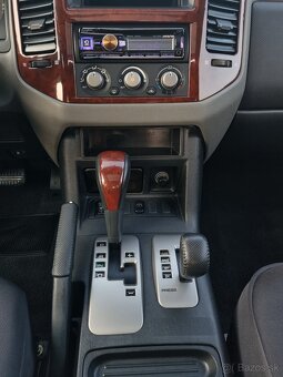 Mitsubishi Pajero 3,2Di-D ..4x4..Top stav ... - 10