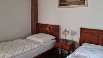 Prenájom trojizbového bytu, poplatok 250,- EUR na osobu - 10