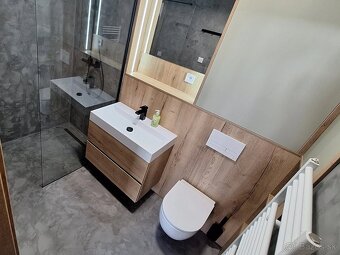 Predám 4 izbový byt - 10