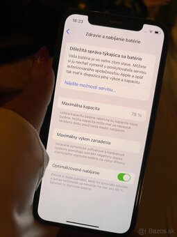 iPhone 11 Pro 64 GB Gold - 10