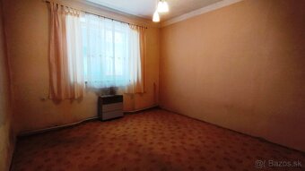 Predaj rodinný dom v centre mesta Levice - 10