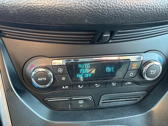 Ford kuga - 10