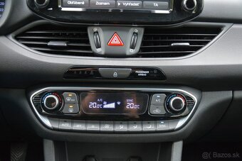 Hyundai i30 CW 1.6 CRDi Family SR 1Majiteľ - 10