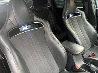 Hyundai i30n Performance - 10