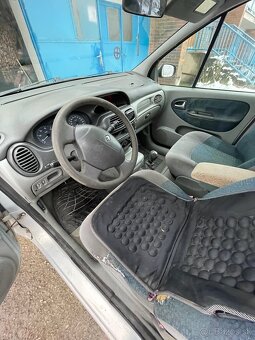 Renault megane scenic - 10