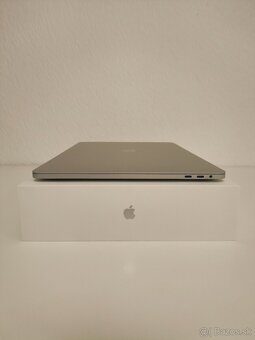 MacBook Pro 15 2017 | i7 • 16GB • 512GB SSD - 10