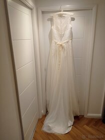 Svadobné šaty s čipkou, navrhnuté dizajnérkou Anna Sorrano - 10