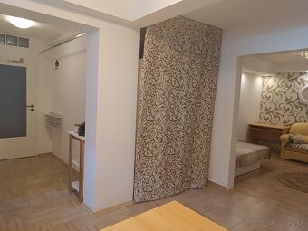 DS CENTRUM 1izb ZARIADENÝ PARKOVANIE TERASA - 10